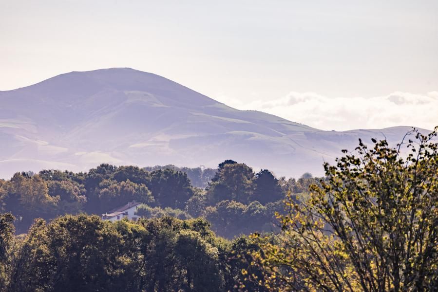 Hôtel Indarra - ENVIRONNEMENT